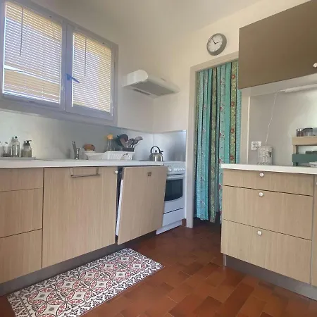 Maison Pour 6 Avec Jardin Et Animaux Admis A - Fr-1-246a-183 Holiday home *